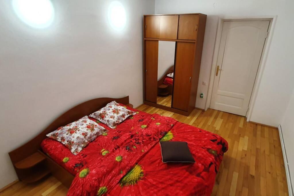 Titian'S Cozy Apartment Hermannstadt Exterior foto
